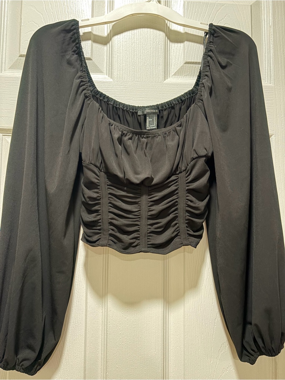 Forever 21 Black Ruched Puff-Sleeve Crop Top